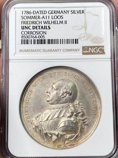 万国钱币拍卖第062期 - NGC UNCD 1786年德国普鲁士威廉二世加冕纪念大银章 高浮雕喷砂感高点状态极美LOOS名家设计 42MM 27G