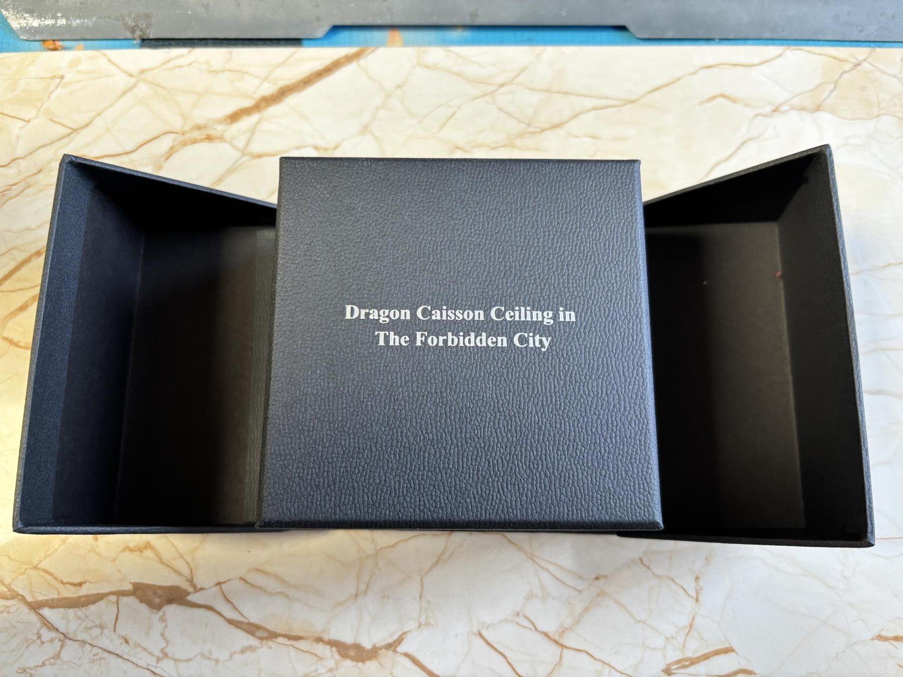 第191期拍卖 萨摩亚2020年半元方形仿古3D阴雕银币  藻井系列-紫禁城龙藻井 100克999银 发行量：999 盒证全