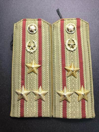 云宸嘉赏-勋臻精藏⭐️年后精品专拍场次🎖 - 库克尔·弗拉基米尔·维亚切斯拉沃维奇上校的苏联上校肩章