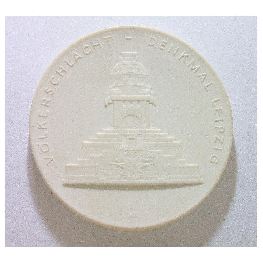 【艺术】德国艺术大章 莱比锡建功碑 高浮雕精制白色巨型大陶章 100MM厚9MM 129克