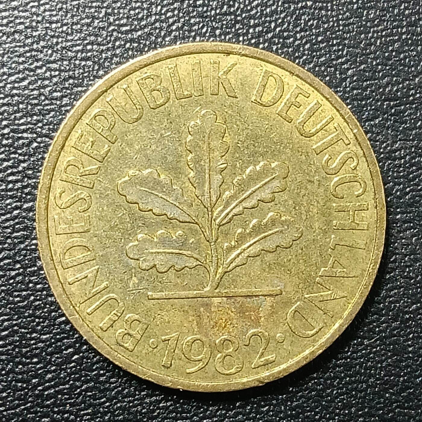 逸泉钱币2026A年十七场历代古钱世界纸钞纪念币钱币专场A2575-3175  29-68 2673 德国10分尼