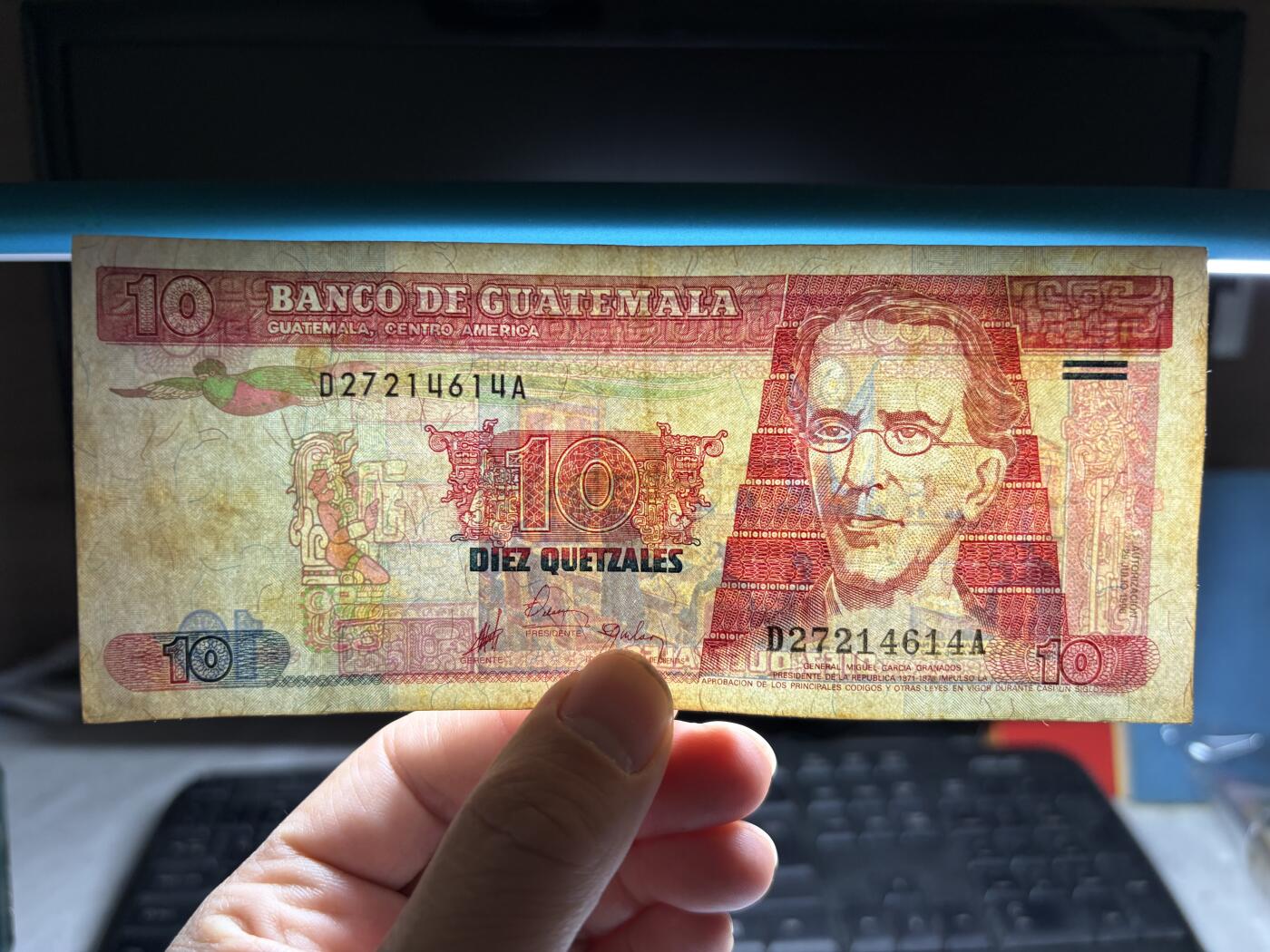 2026年集古藏今外币拍卖第二期-第10场—（总第310拍-纸币专场），本期拍完结算一次，发货时间2-3天，休息几天后继续新的一期拍卖。 1998年危地马拉10元