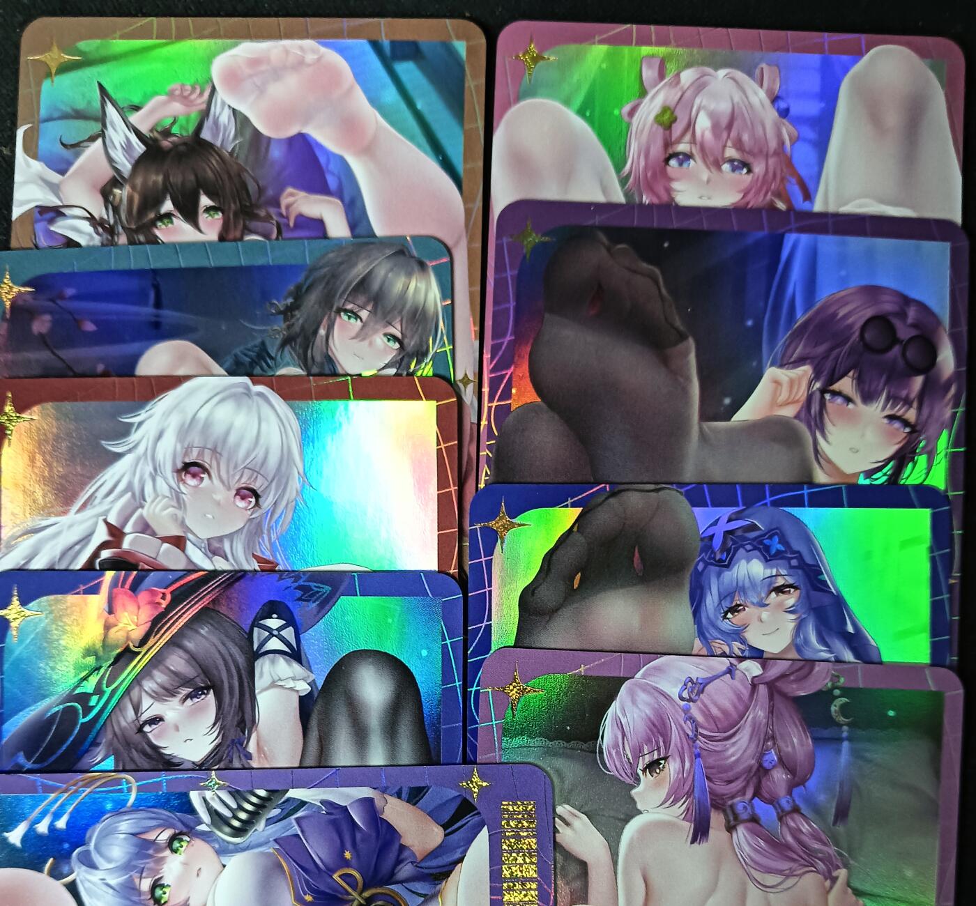 花开卡拍第61期（3月7号周六截拍，品控勿拍!!!拍品不寄存，运费5元（新疆需补运费差价或顺丰到付），自制卡难免瑕疵，可能存在轻微撞角爆边等出厂瑕疵，品控介意勿拍！） 茉莉 崩坏 星穹铁道 足控 彩闪 9张，2张是艺术卡