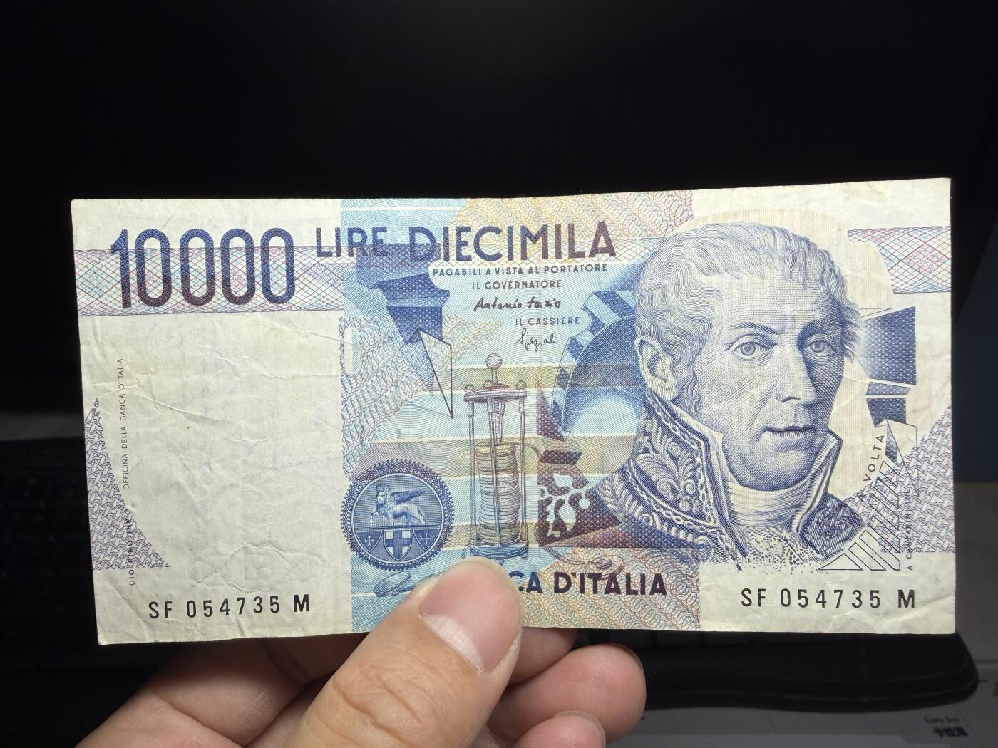 2026年集古藏今外币拍卖第二期-第10场—（总第310拍-纸币专场），本期拍完结算一次，发货时间2-3天，休息几天后继续新的一期拍卖。 1984年意大利10000里拉