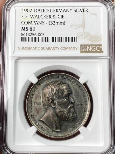 万国钱币拍卖第062期 - NGC MS61 1902年德国符腾堡路德维希斯堡工业和企业家埃伯哈德·弗里德里希逝世景观纪念银章 背面是路德维希斯堡工厂景观 路德维希斯堡被称为施瓦本的凡尔赛 是欧洲现存规模最大的巴洛克式宫殿建筑群之一