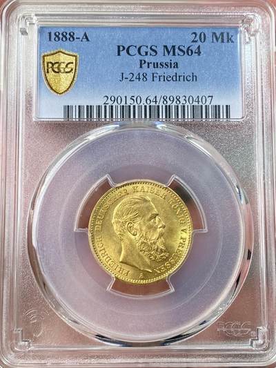 万国钱币拍卖第062期 - PCGS MS64 1888年德国普鲁士三皇之年腓特烈三世短翅流通20马克金币 单年发行三皇系列名誉品种 丝绸黄金转光底板邮票质感 高分越来越难的品种 顶级典藏品质 7.96g 900金