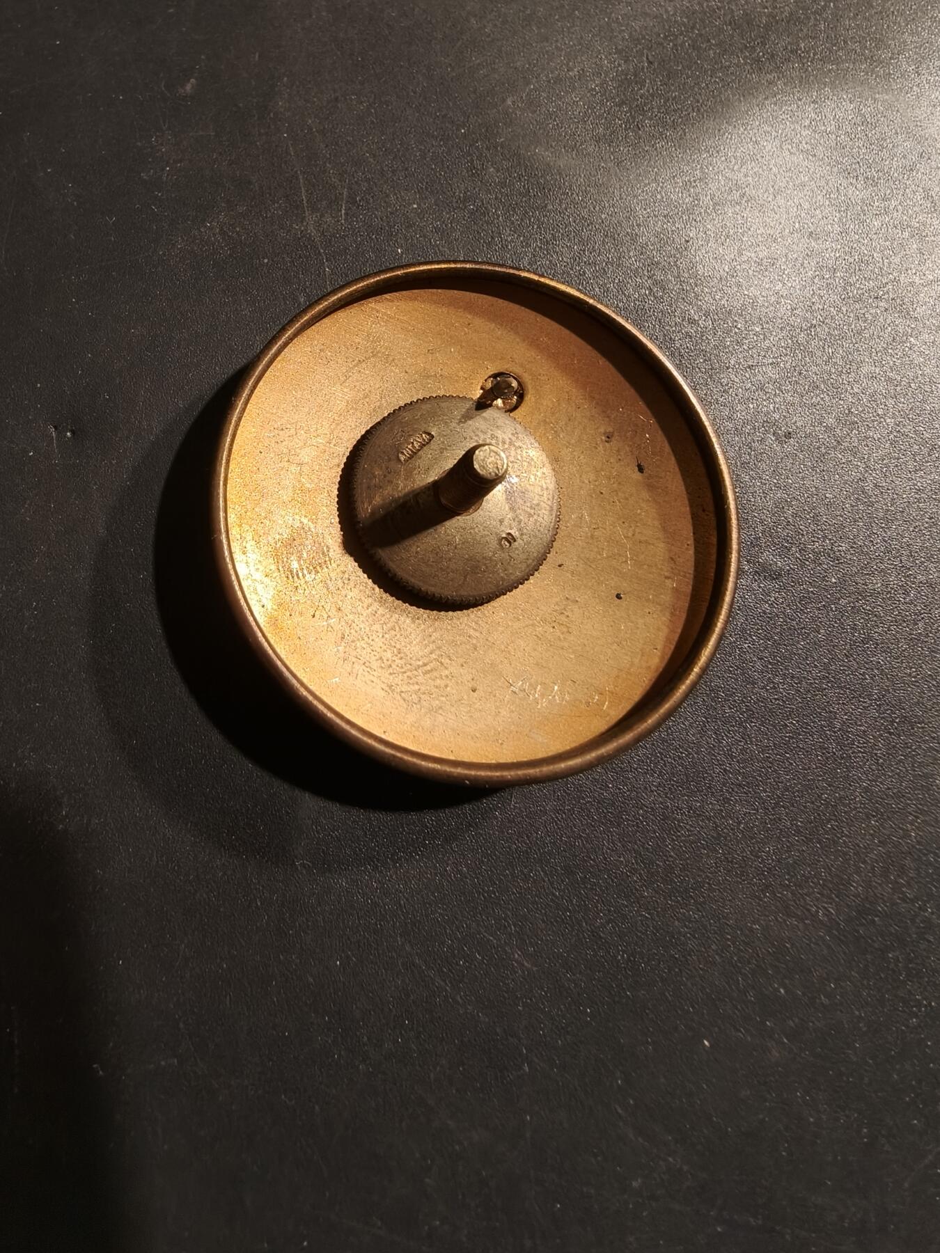 老王徽章第185期 美国陆军大檐帽帽徽