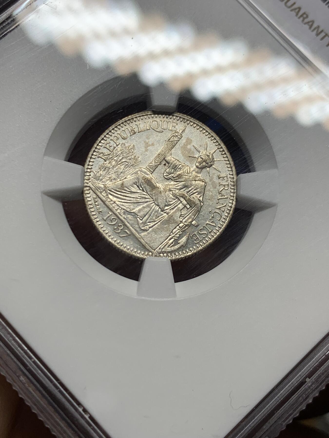 《竞宝斋》第466场 周日，周一 2场连拍 （全场包邮）欢迎送拍 NGC UNCD 法属印支1937年坐洋10分银币