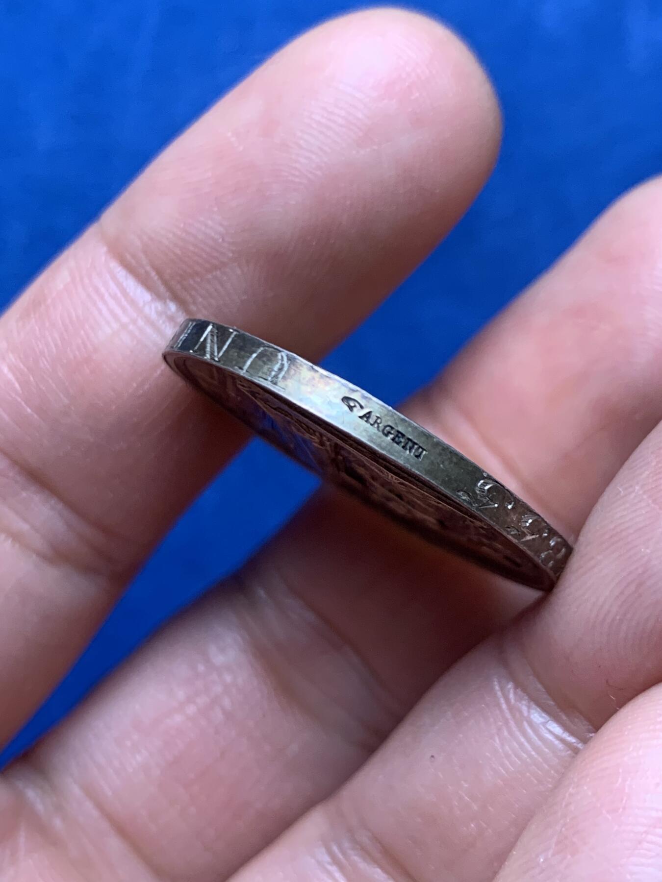 《竞宝斋》第466场 周日，周一 2场连拍 （全场包邮）欢迎送拍 法国1855年镀金结婚纪念银章，AR手指边铭950银，边铭结婚信息深刻，27.2mm，10.1克