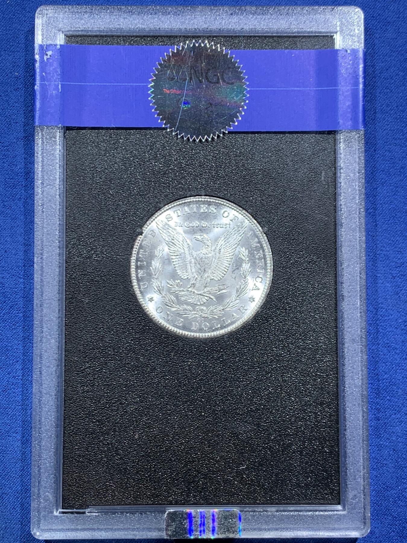 《竞宝斋》第466场 周日，周一 2场连拍 （全场包邮）欢迎送拍 NGC MS65 美国 1884 CC 摩根 GSA 稀有卡森厂 绝版大封装 十字转光 品相极佳 上65分难得