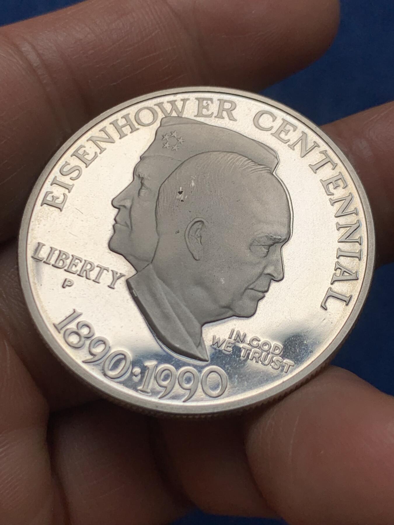 《竞宝斋》第466场 周日，周一 2场连拍 （全场包邮）欢迎送拍 美国1990年艾森豪威尔诞辰100周年1美元银币，27.1克，900银