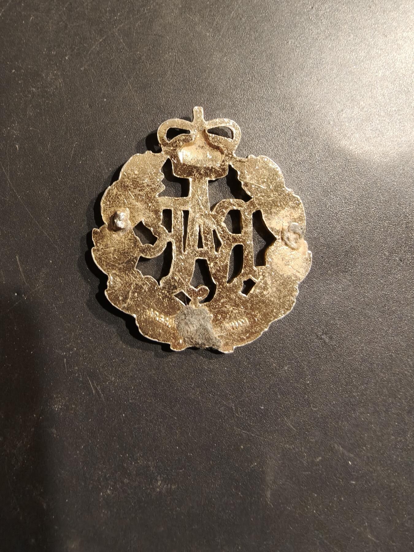 老王徽章第185期 英国皇家空军帽徽   女王时期