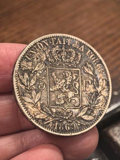 欧洲银章、铜章，大优惠起拍价都是银价计算 起拍价格小于银价，比利时利奥波德二世 5法郎银币（1869年）24.9