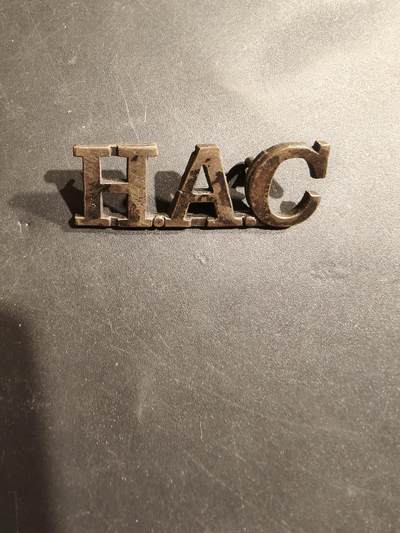 老王徽章第185期 - 英国荣誉炮兵连(皇家炮兵仪仗队)肩章    二战时期