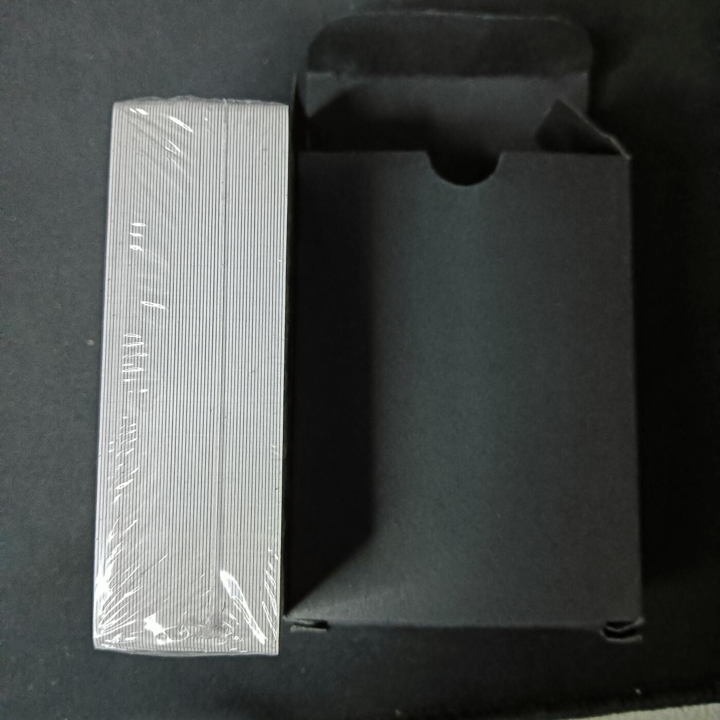 花开卡拍第61期（3月7号周六截拍，品控勿拍!!!拍品不寄存，运费5元（新疆需补运费差价或顺丰到付），自制卡难免瑕疵，可能存在轻微撞角爆边等出厂瑕疵，品控介意勿拍！） 焱卡列仙卷上卷 炫彩套卡，未拆封，品相未知无法售后介意勿拍