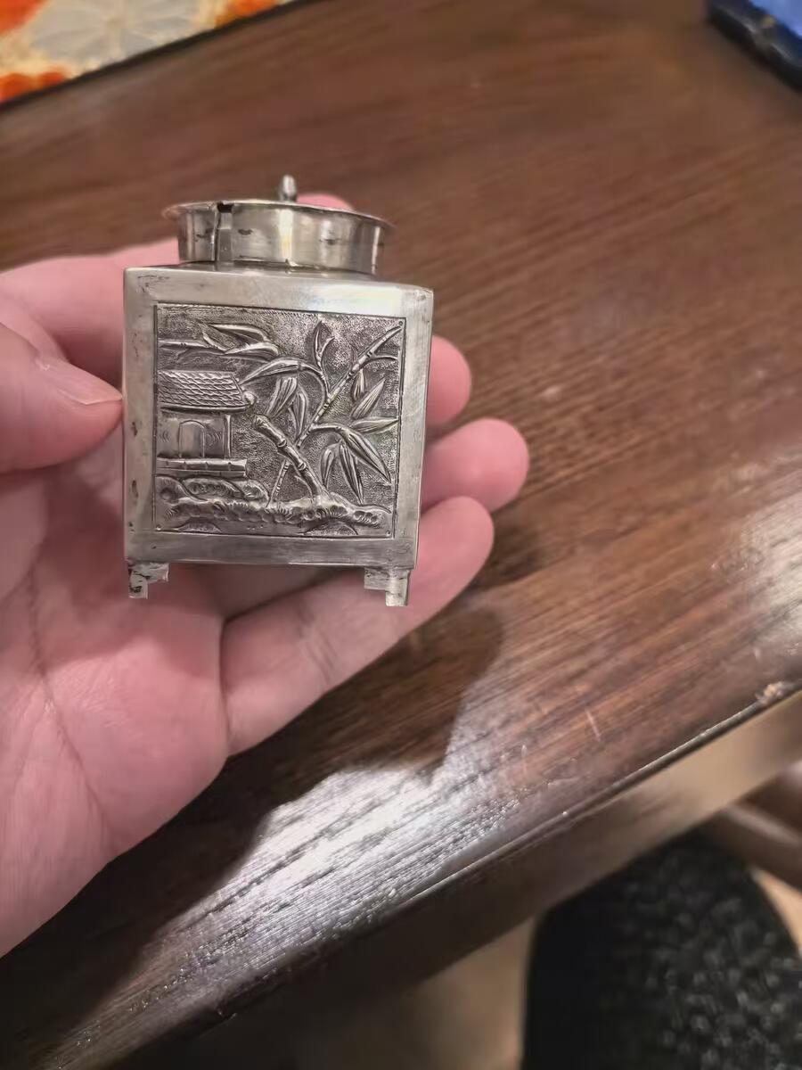 欧洲铜章和回流杂项第一场 欧洲回流晚清民国调料罐银罐纯银55克左右，有银调羹