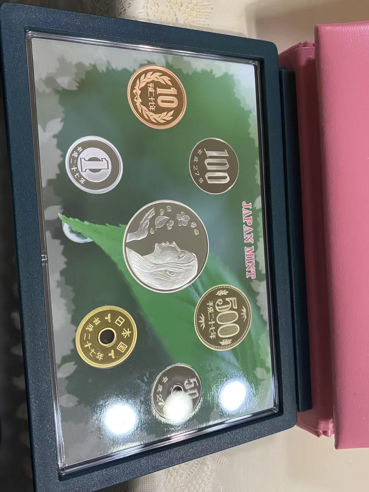 日本各大系列精装纪念套币 樱花套币（一叶）