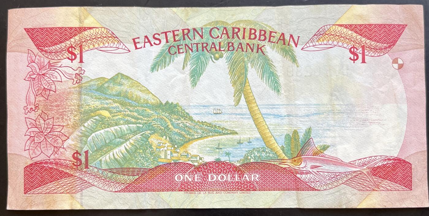 小福收藏拍卖第201期 流通品相裸钞 特惠场 本场拍卖美洲大洋洲非洲亚洲纸币【佣金仅收2% 不设最低佣金 全场包邮】 东加勒比 V 圣文森特和格林纳丁斯 少见国家 地图没写安圭拉国名早期版 1985-1988年 1元 