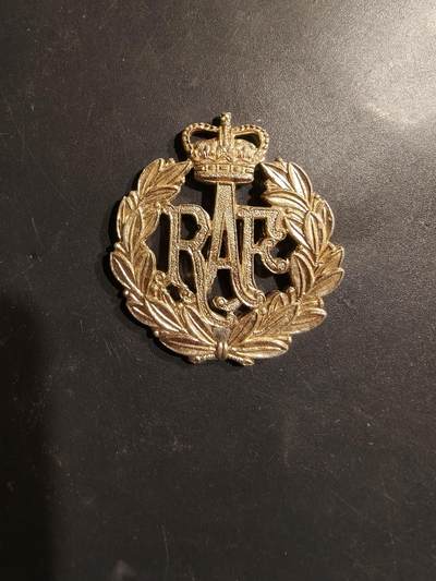 老王徽章第185期 - 英国皇家空军帽徽   女王时期