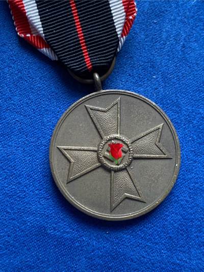 《竞宝斋》第466场 周日，周一 2场连拍 （全场包邮）欢迎送拍 - 德国1939年战功十字奖章，好品超长绶带，总重约17.2克