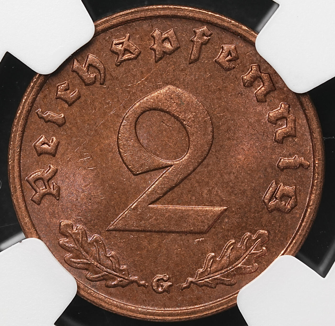 修遠堂世界钱币第106期，请看参拍说明 NGC MS64RB 1939年德国2芬尼铜币 G厂铭