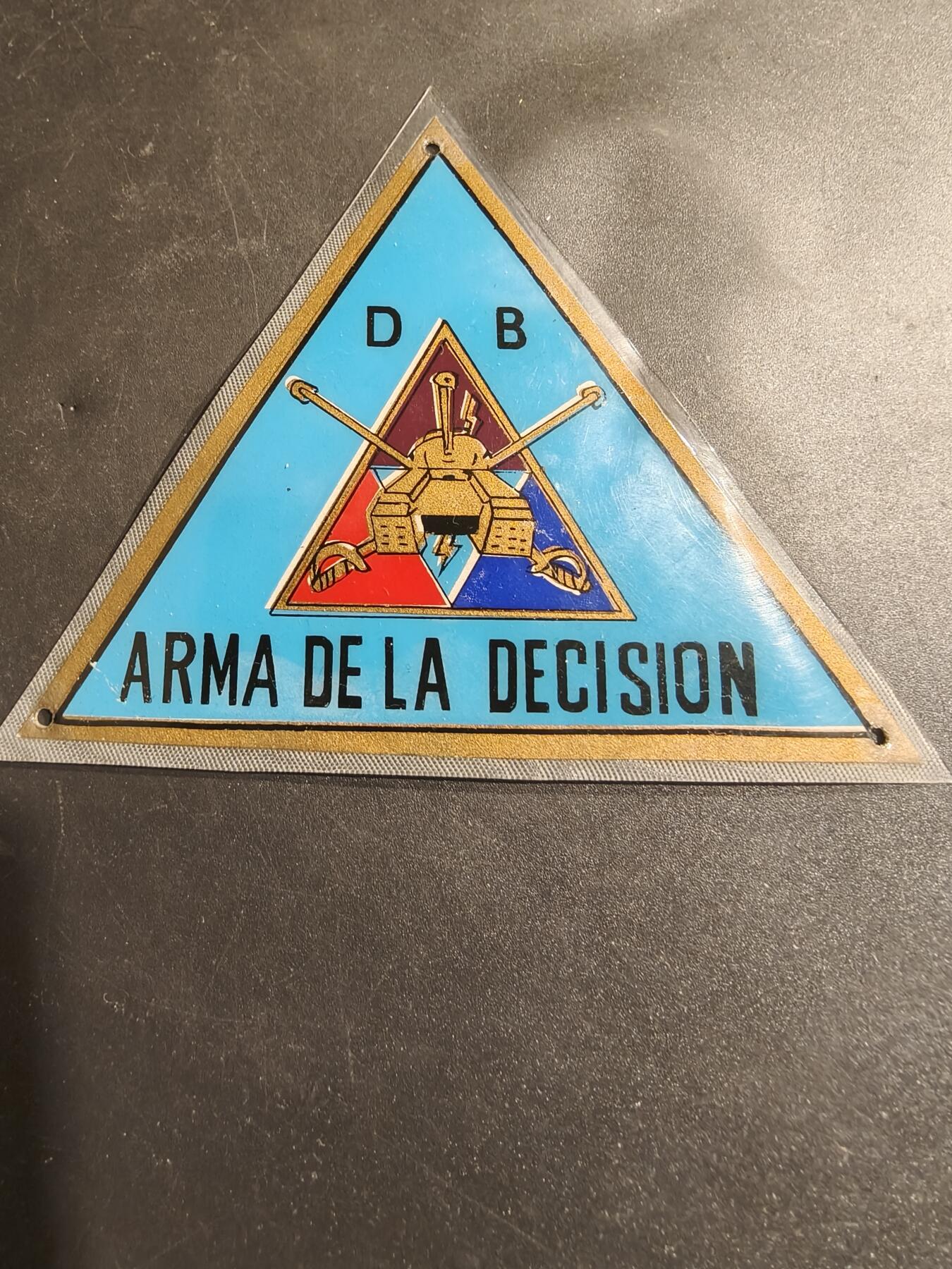 老王徽章第185期 秘鲁陆军第9装甲旅臂章