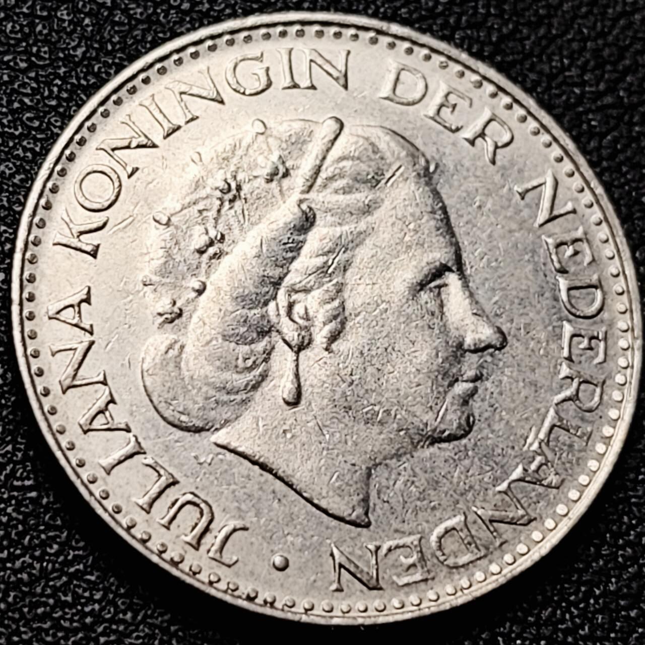 泉币菌-第203场-本场拍品多 请提前出价（正月十五统一发货） 。