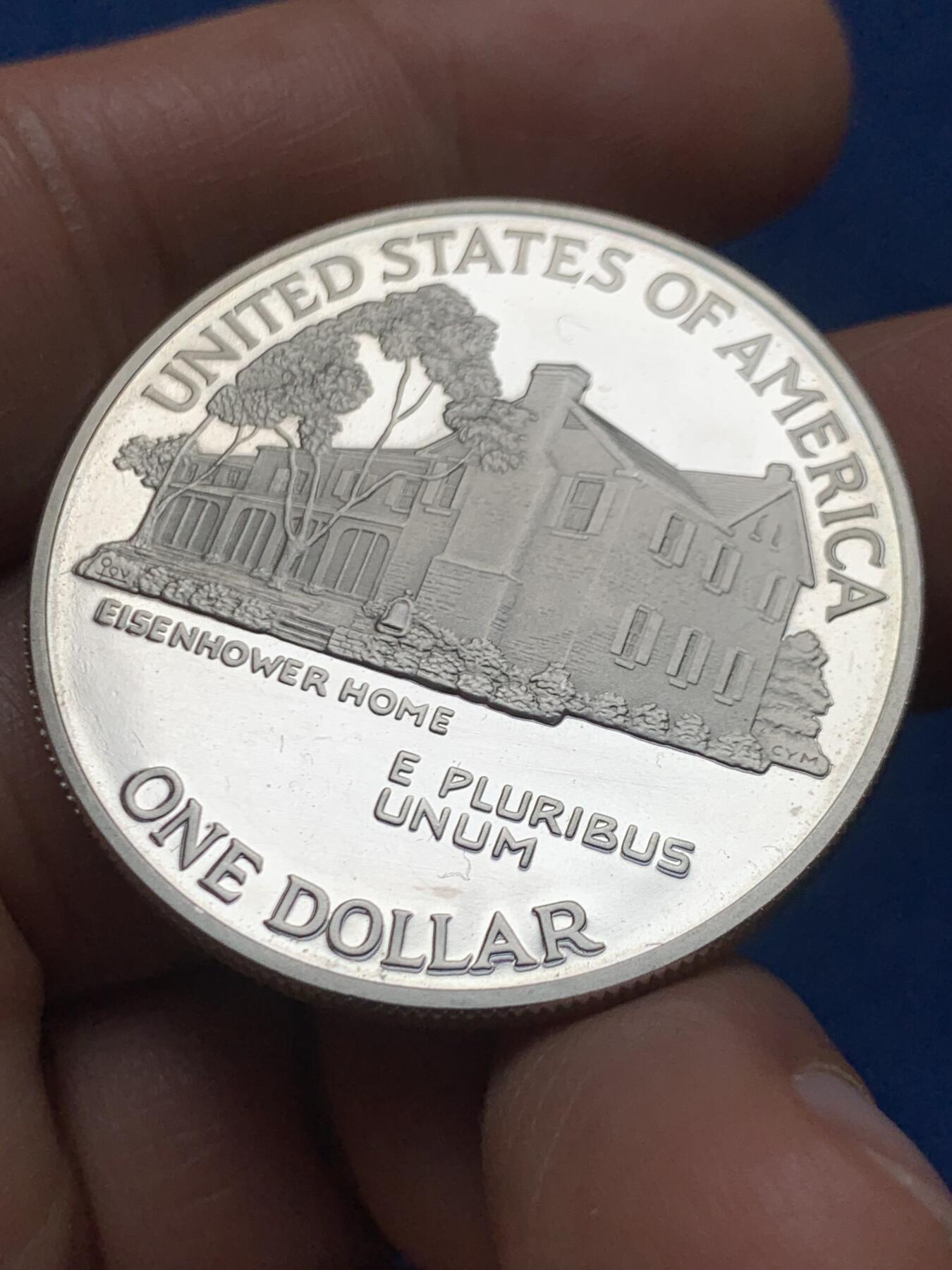 《竞宝斋》第466场 周日，周一 2场连拍 （全场包邮）欢迎送拍 美国1990年艾森豪威尔诞辰100周年1美元银币，27.1克，900银