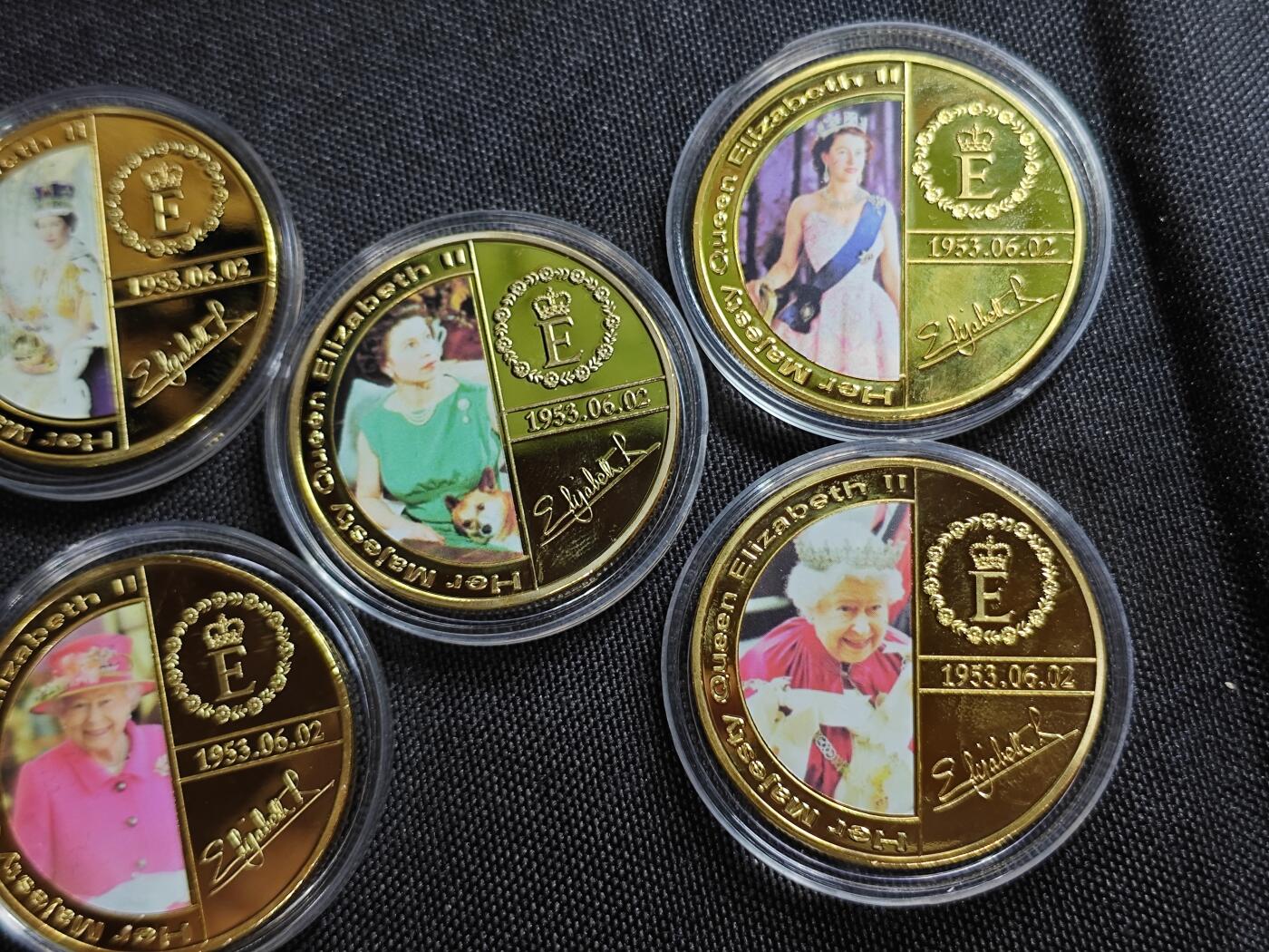 KK钱币收藏小铺   套币 批量/好品散币专场 2月预留时间 周末发货  纪念章5枚套