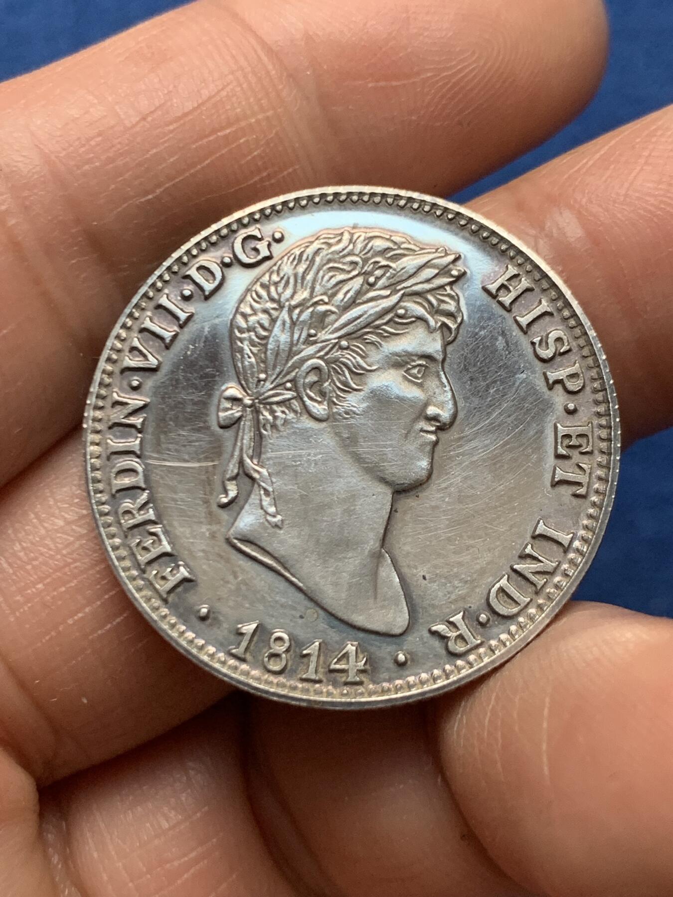 《竞宝斋》第466场 周日，周一 2场连拍 （全场包邮）欢迎送拍 西班牙复刻费迪南七世4S银章 999银 镜面感 稀少 9.75克 30mm