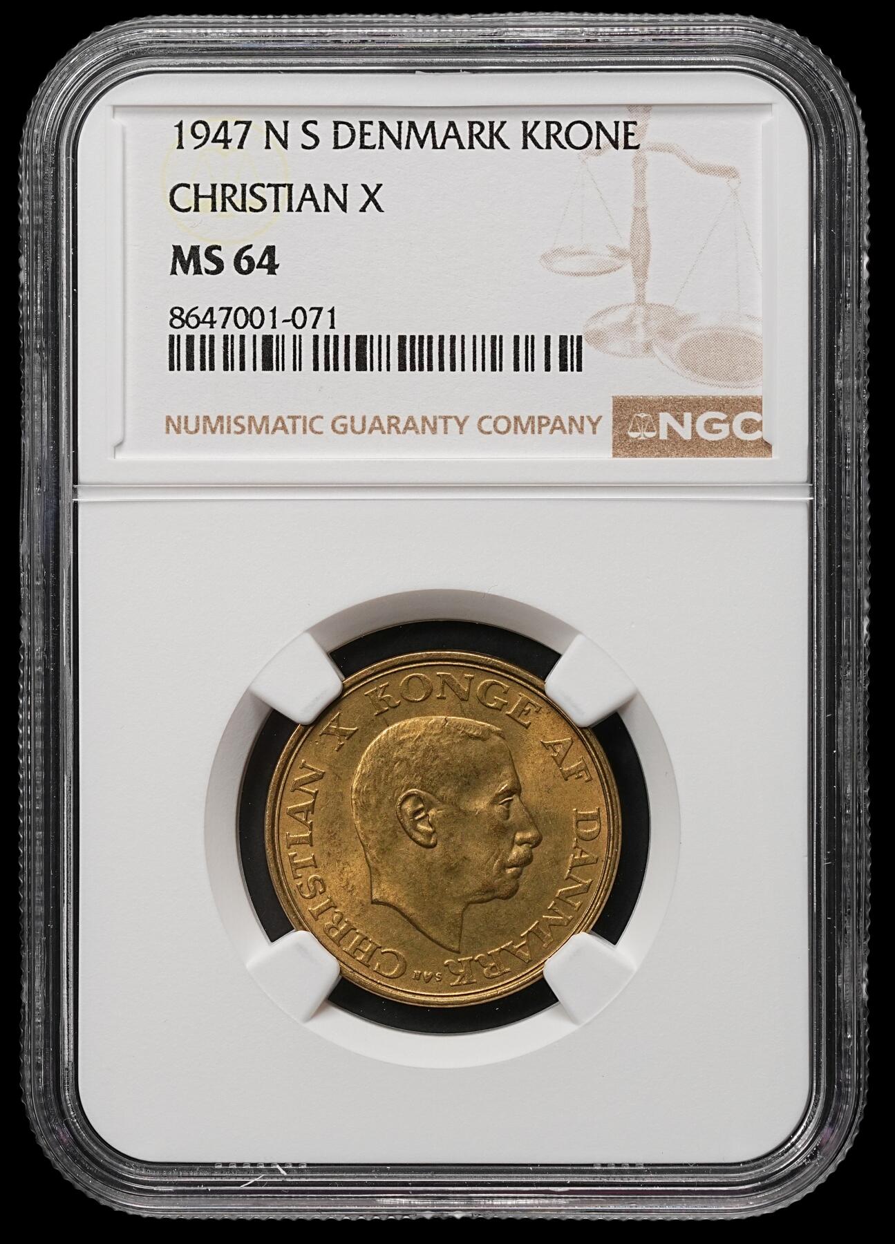 修遠堂世界钱币第106期，请看参拍说明 NGC MS64 1947年丹麦1克朗