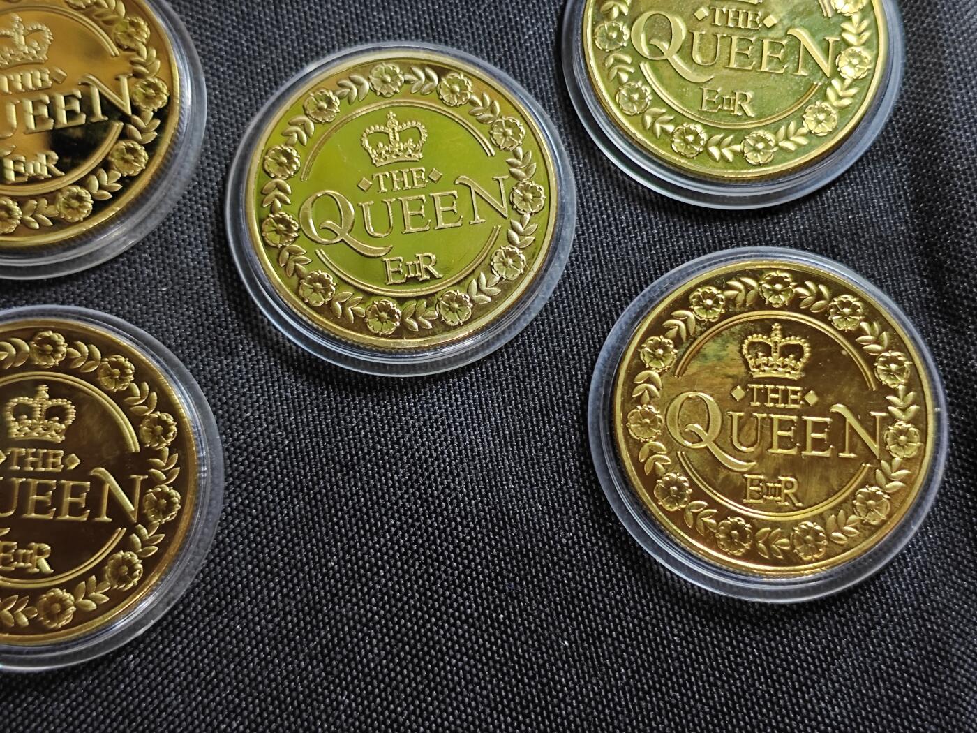 KK钱币收藏小铺   套币 批量/好品散币专场 2月预留时间 周末发货  纪念章5枚套