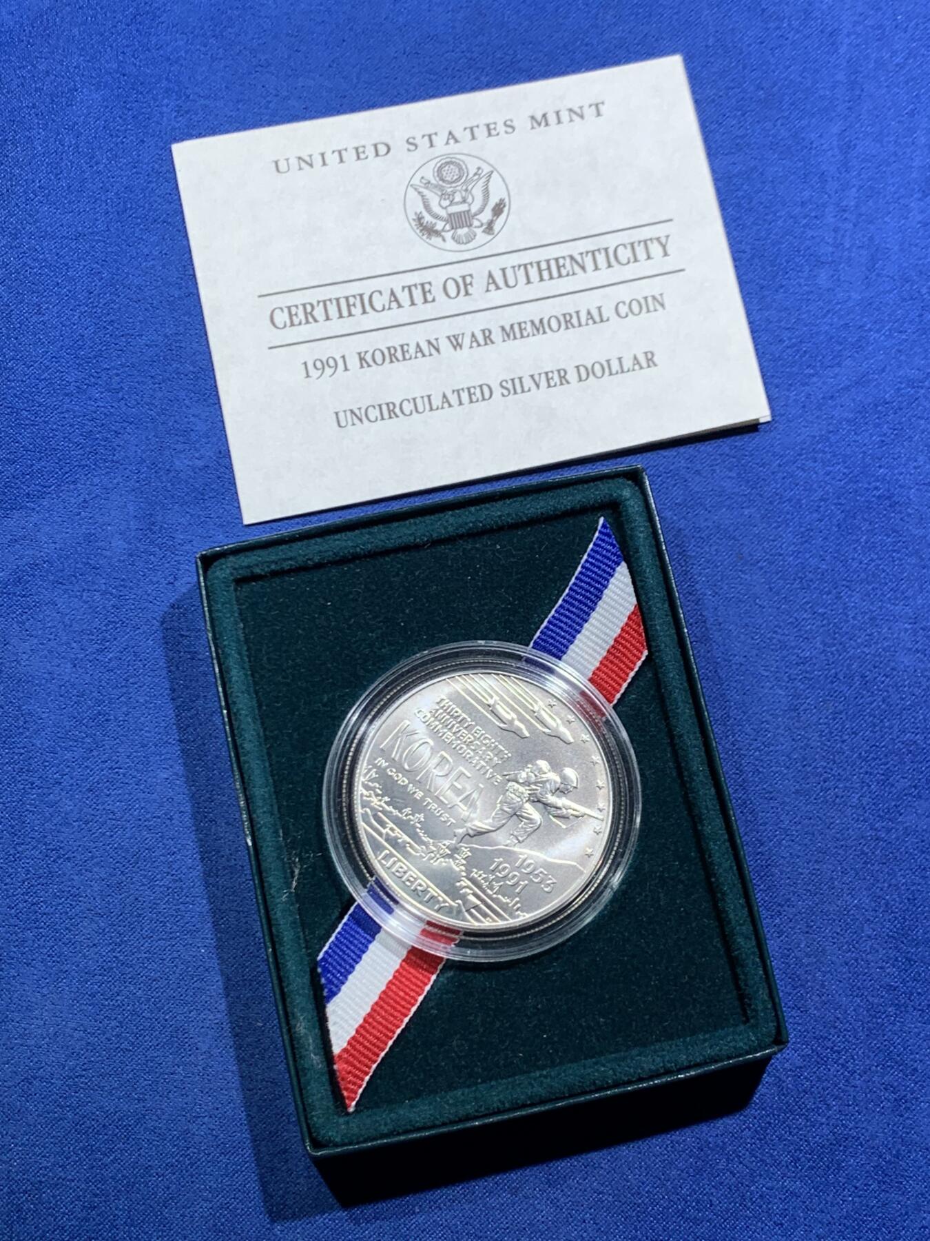 《竞宝斋》第466场 周日，周一 2场连拍 （全场包邮）欢迎送拍 美国 1991年 银币 丹佛厂韩战纪念币 带盒证