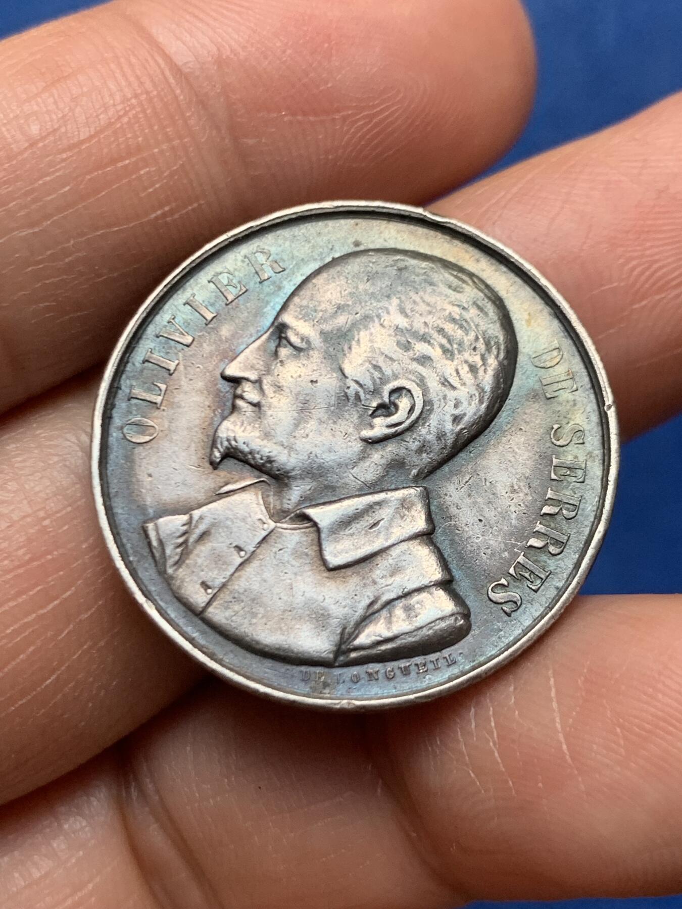 《竞宝斋》第466场 周日，周一 2场连拍 （全场包邮）欢迎送拍 法国约讷省农业协会银章 直径：27.8mm 重：10.1g 蜜蜂银标