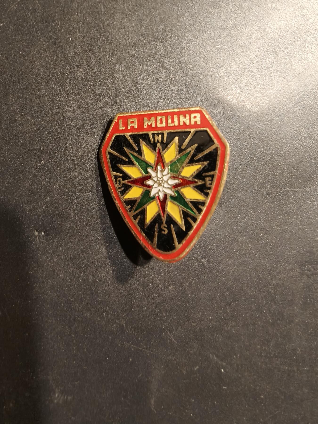 老王徽章第185期 西班牙拉莫丽娜市证章