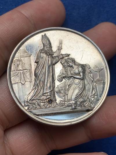 《竞宝斋》第466场 周日，周一 2场连拍 （全场包邮）欢迎送拍 - 法国1854婚姻与爱情纪念银章，31.41g，41.3mm，超大规格，手指边铭，镜面感，状态犀利。