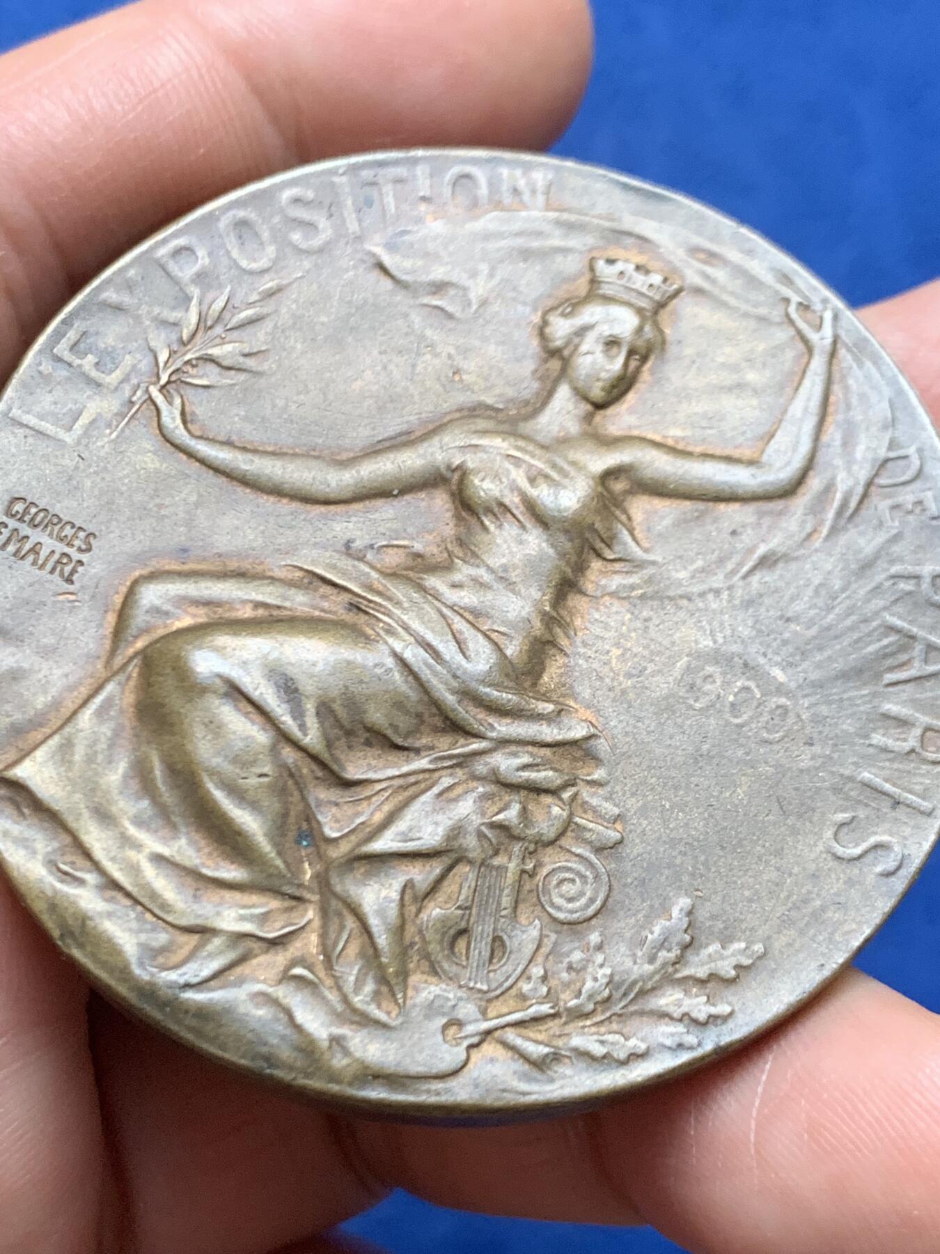 《竞宝斋》第466场 周日，周一 2场连拍 （全场包邮）欢迎送拍 法国1900巴黎世界博览会纪念铜章 71.1克 53.4mm 丰饶角铜币