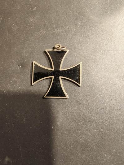 老王徽章第185期 - 德国铁十字风格徽章