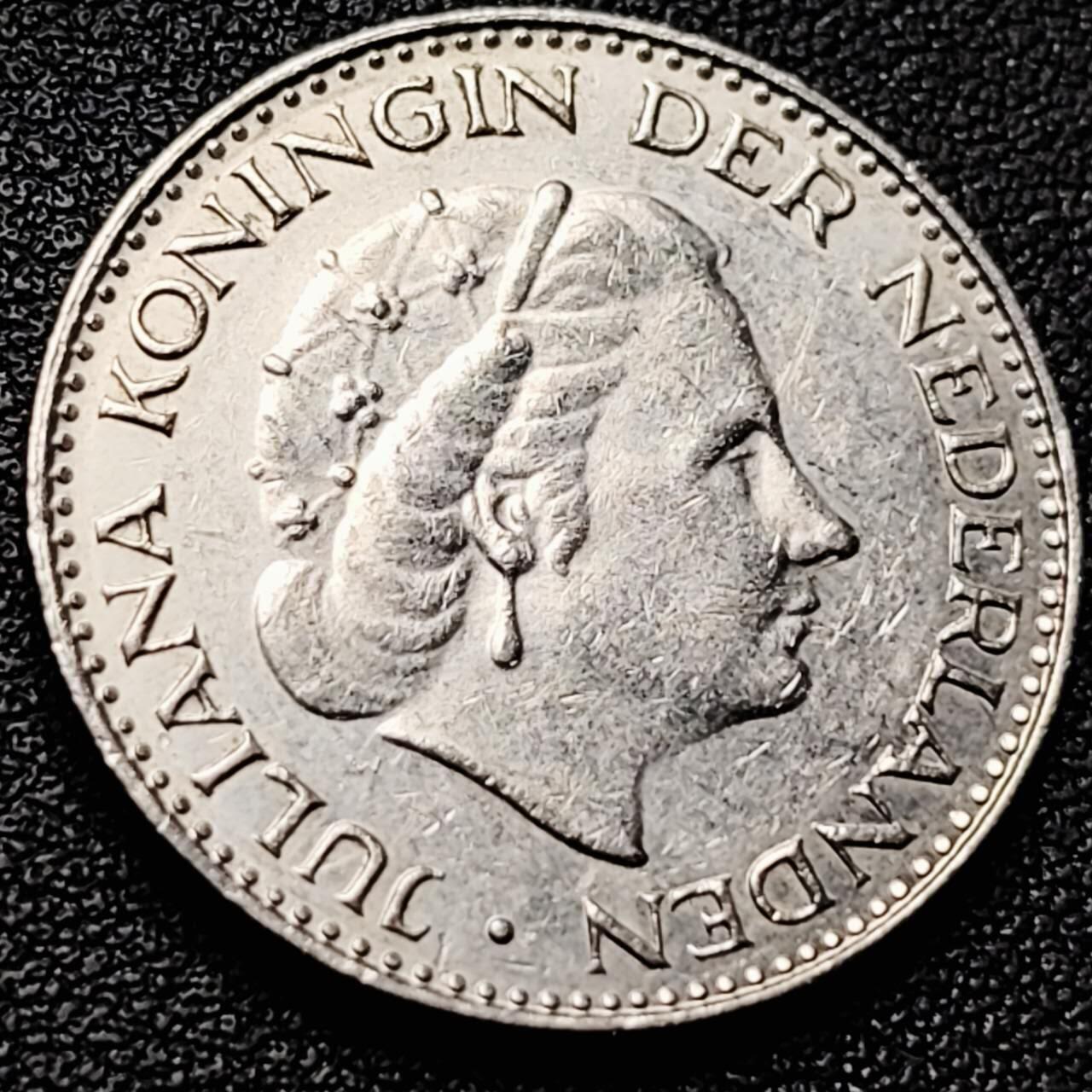 泉币菌-第203场-本场拍品多 请提前出价（正月十五统一发货） 。