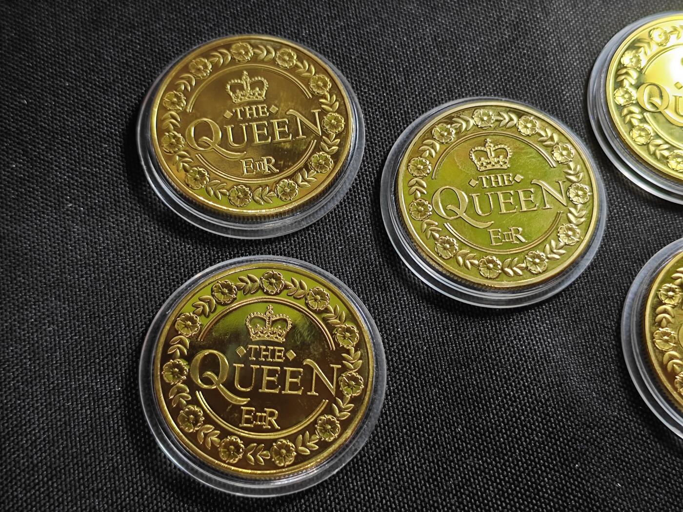 KK钱币收藏小铺   套币 批量/好品散币专场 2月预留时间 周末发货  纪念章5枚套