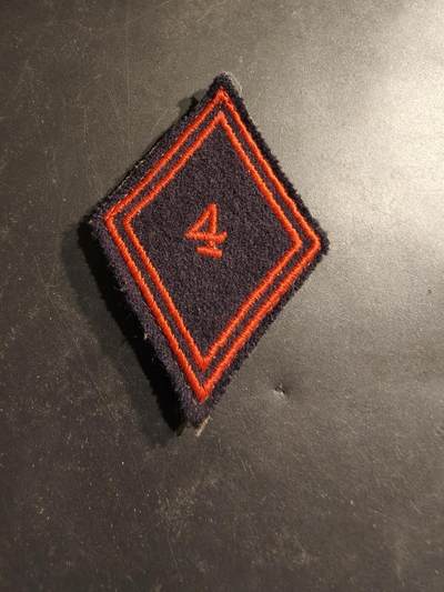 老王徽章第185期 - 法国陆军第4步兵团臂章