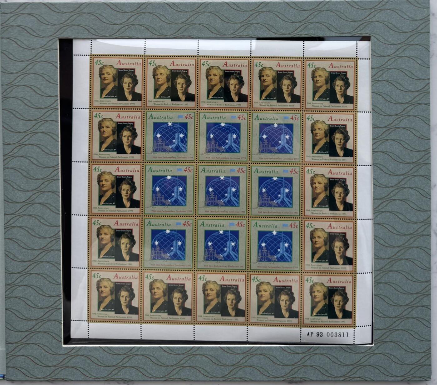 2026第4场（总第231期）：精品测试钞、外钞综合场  黑字版/AP93冠 澳大利亚“联邦第一枚邮票和纸币发行80周年”10元塑料纪念钞册装UNC（第3811号）