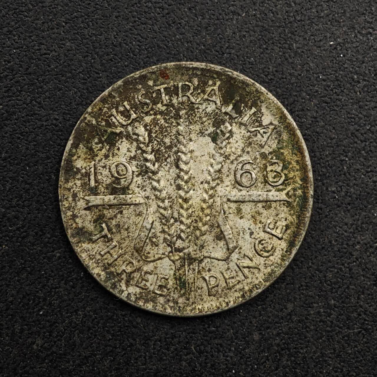 【淘币小摊】实时拍第八百七十四拍   银币散币场    每周一统一发货 澳大利亚1963年伊丽莎白二世3便士银币