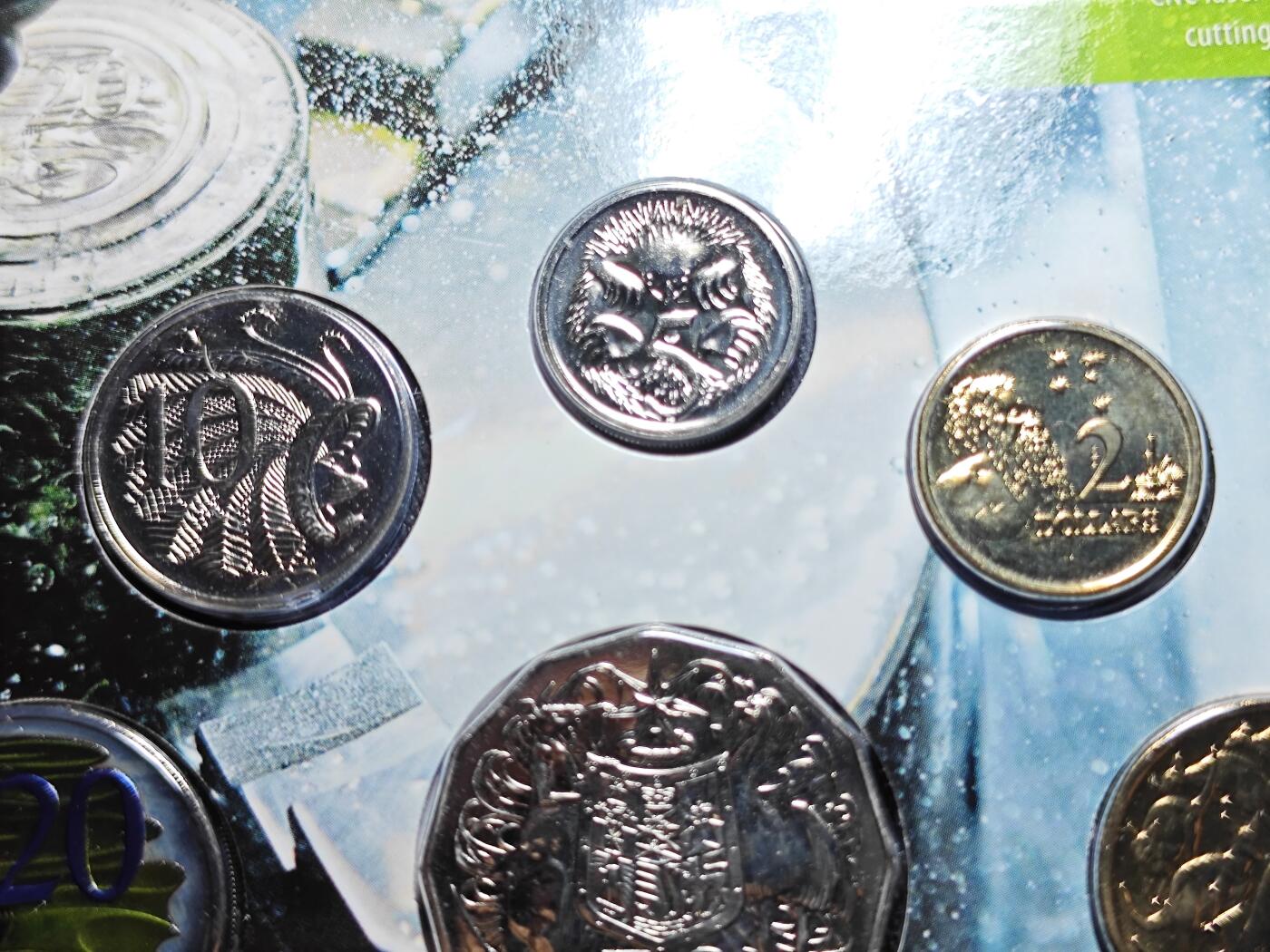 KK钱币收藏小铺   套币 批量/好品散币专场 2月预留时间 周末发货  2008澳大利亚官方发行 大小面值清年套币 含20分鸭嘴兽彩色币