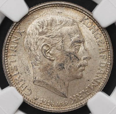 修遠堂世界钱币第106期，请看参拍说明 - NGC MS63 1916年丹麦海豚1克朗银币
