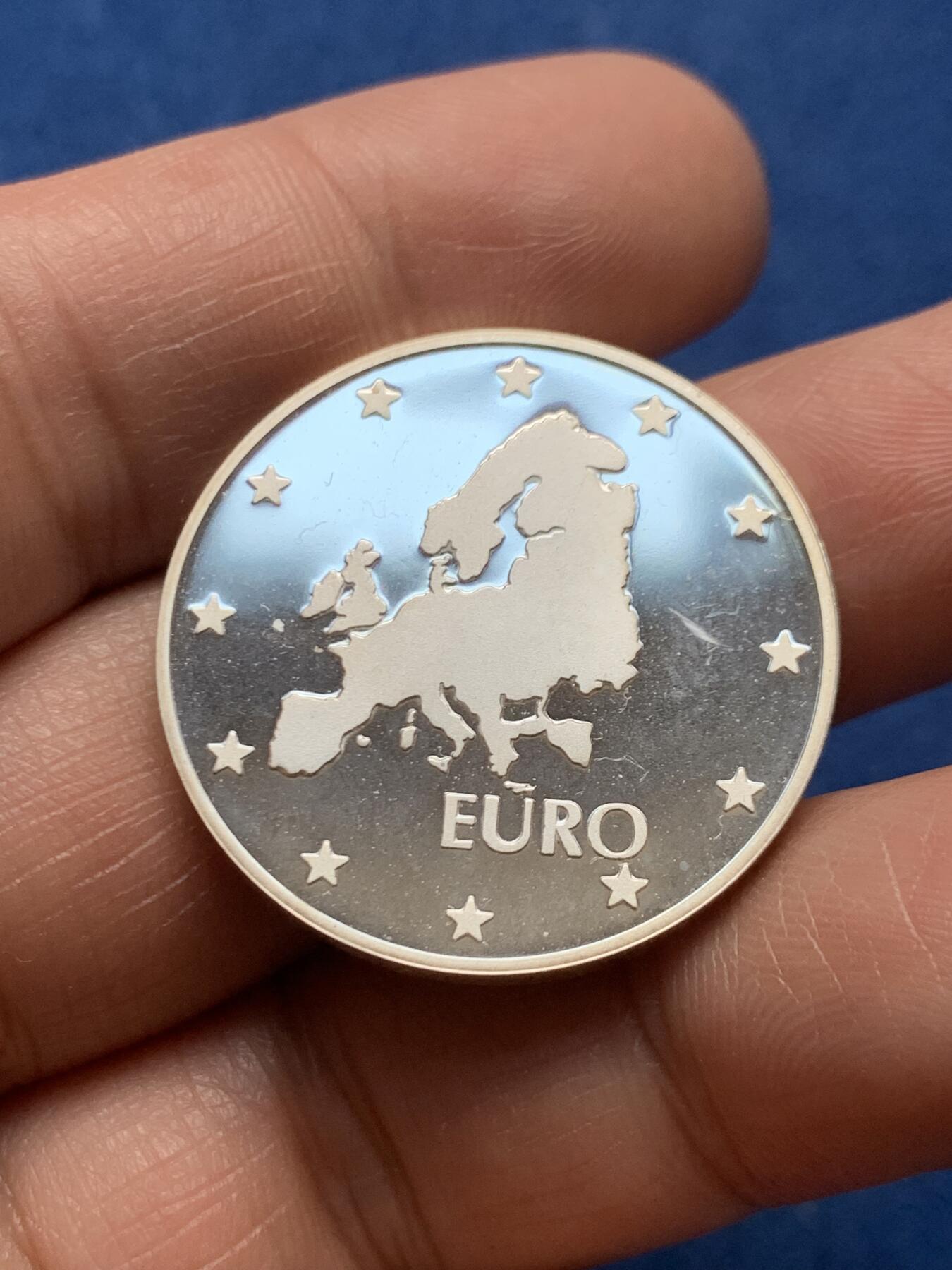 《竞宝斋》第466场 周日，周一 2场连拍 （全场包邮）欢迎送拍 保加利亚1999年欧洲一体化银币 16g 925银