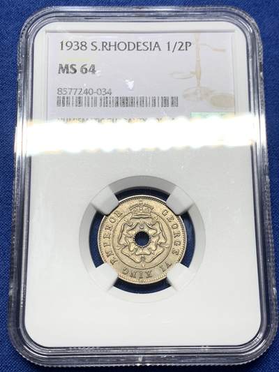 《竞宝斋》第466场 周日，周一 2场连拍 （全场包邮）欢迎送拍 - NGC MS64 南罗得西亚1938年乔治六世1/2便士