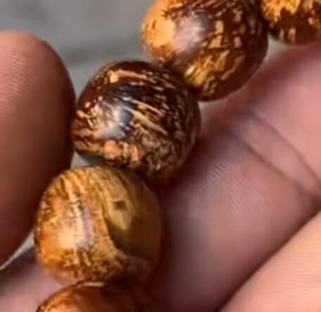 麻梨疙瘩老型珠满金丝手串
