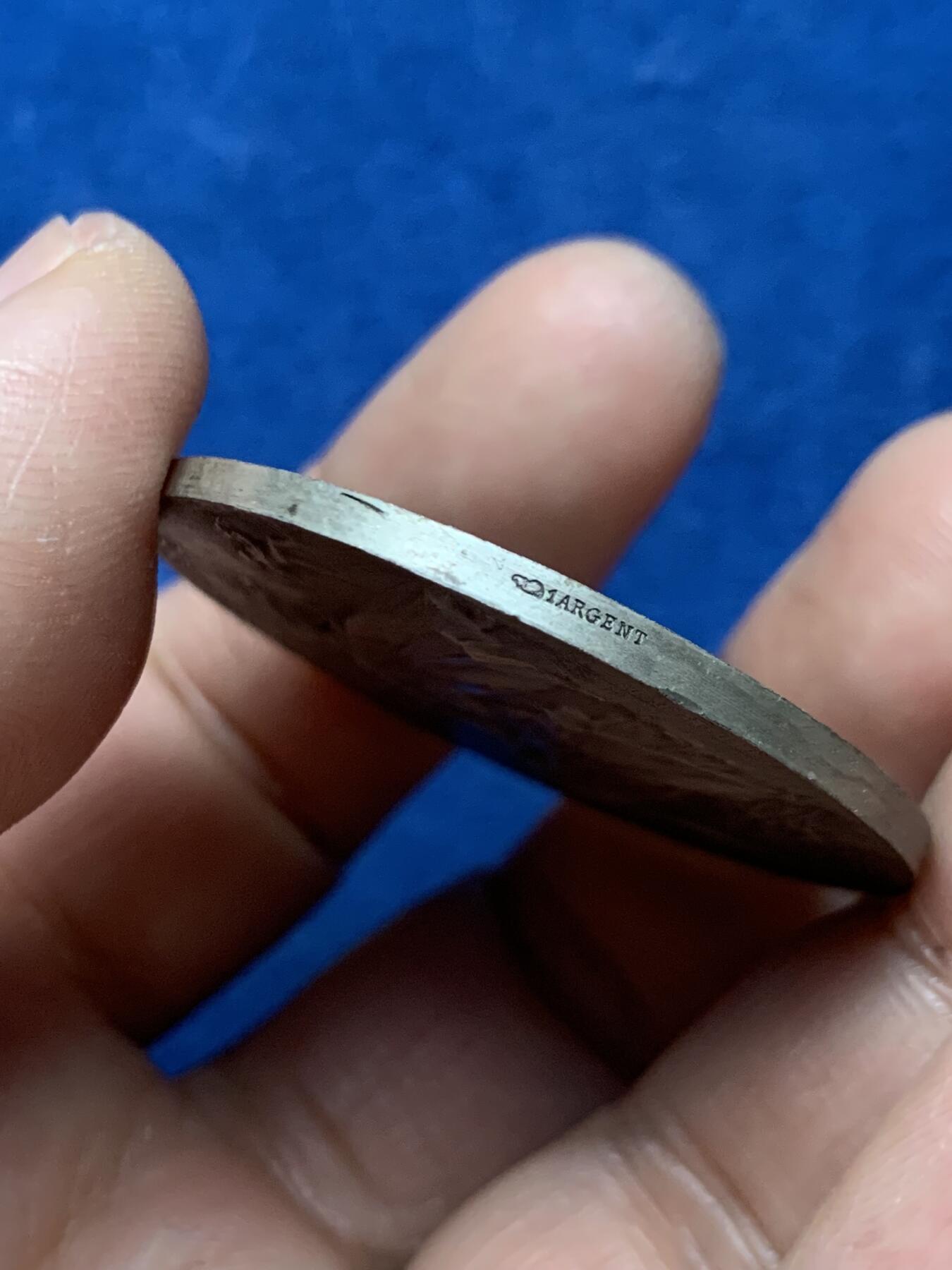 《竞宝斋》第466场 周日，周一 2场连拍 （全场包邮）欢迎送拍 法国农业女神银章 36.75克 40.9mm 丰饶角1银标边铭