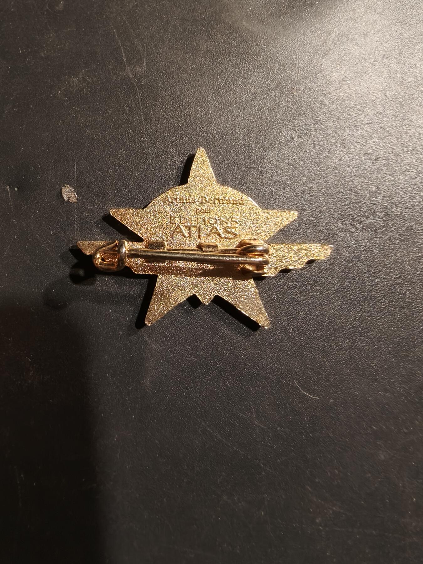 老王徽章第185期 法国陆军第11伞降猎兵团证章